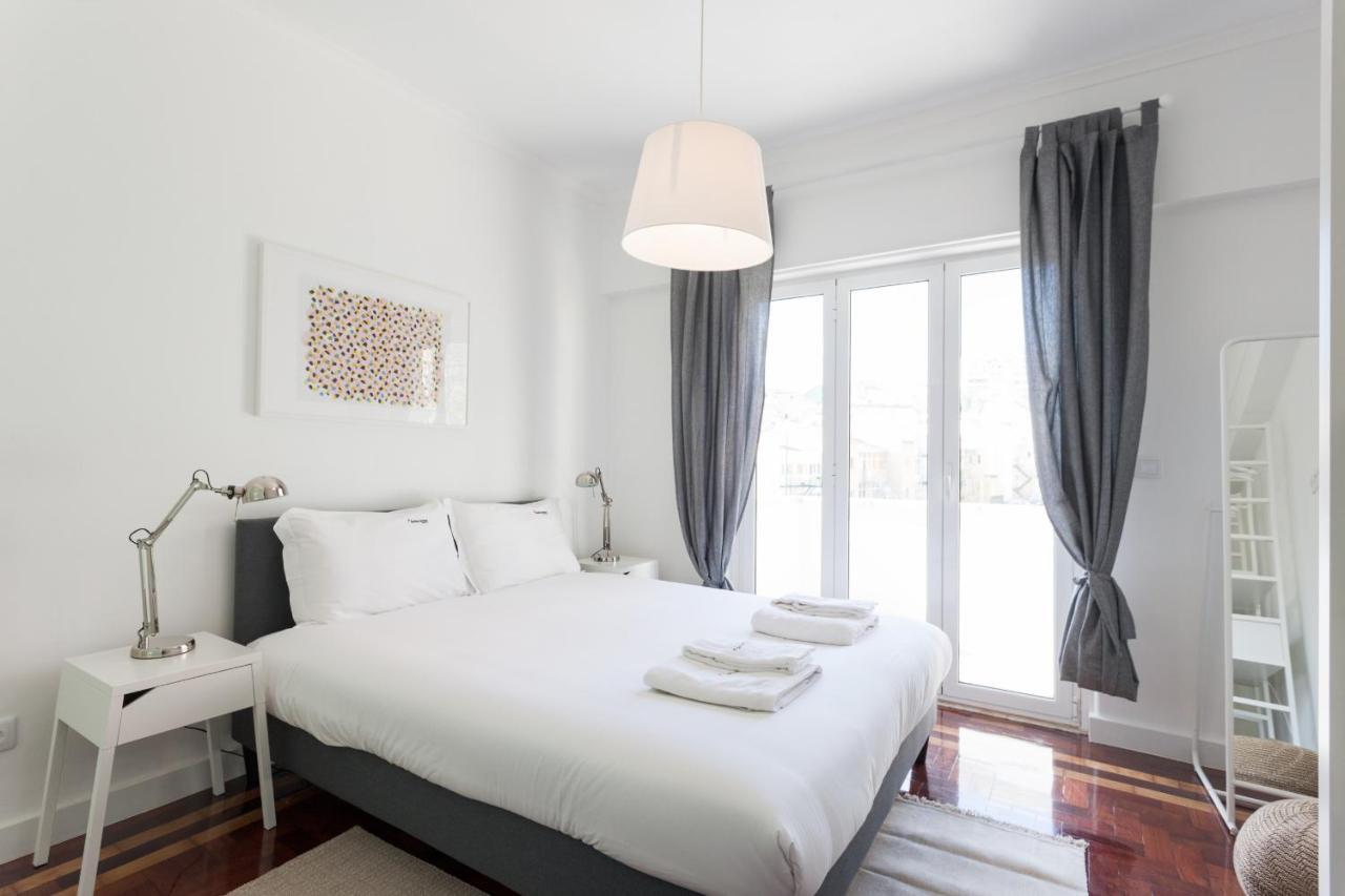 Flh Graca Charming Flat With Balcony Apartment Lisbon Bagian luar foto